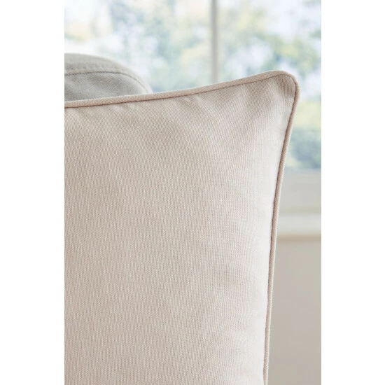 Catherine Lansfield Black Cotton Chambray Cushion 2 Catherine Lansfield Black Cotton Chambray Cushion - Image 2