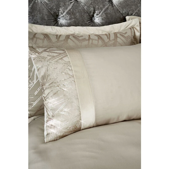 unnamed-file-155.jpg Catherine Lansfield Champagne Gold Velvet Sparkle Duvet Cover And Pillowcase Set -Catherine Lansfield Shop unnamed file 155