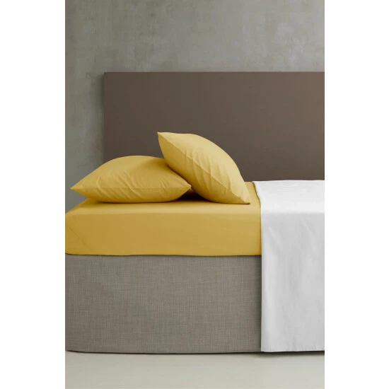 Catherine Lansfield Yellow Percale Extra Deep Fitted Sheet 1 Catherine Lansfield Yellow Percale Extra Deep Fitted Sheet