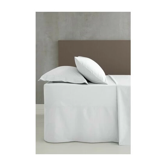 Catherine Lansfield White Percale Extra Deep Fitted Sheet 4 Catherine Lansfield White Percale Extra Deep Fitted Sheet - Image 4