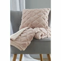 Catherine Lansfield Silver Cosy Diamond So Soft Throw 2 Catherine Lansfield Silver Cosy Diamond So Soft Throw -Catherine Lansfield Shop unnamed file 2333