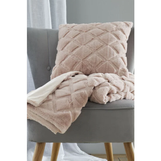 unnamed-file-2333.jpg Catherine Lansfield Silver Cosy Diamond So Soft Throw -Catherine Lansfield Shop unnamed file 2333