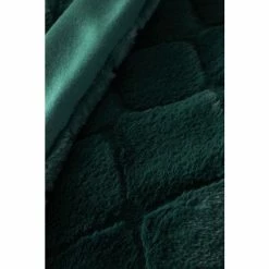 Alternative view of Catherine Lansfield Green Cosy Diamond Throw