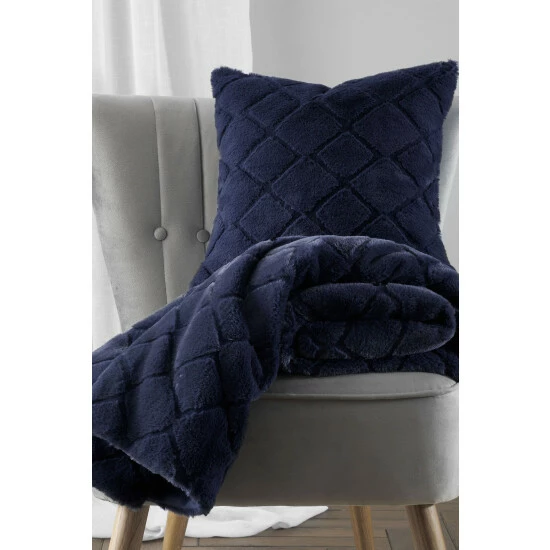 unnamed-file-2430.jpg Catherine Lansfield Blue Cosy Diamond So Soft Throw -Catherine Lansfield Shop unnamed file 2430