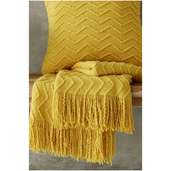 Catherine Lansfield Ochre Yellow Chevron Knit Throw 4 Catherine Lansfield Ochre Yellow Chevron Knit Throw - Image 4