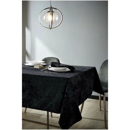 Catherine Lansfield Black Crushed Velvet Table Cloth 3 Catherine Lansfield Black Crushed Velvet Table Cloth - Image 3