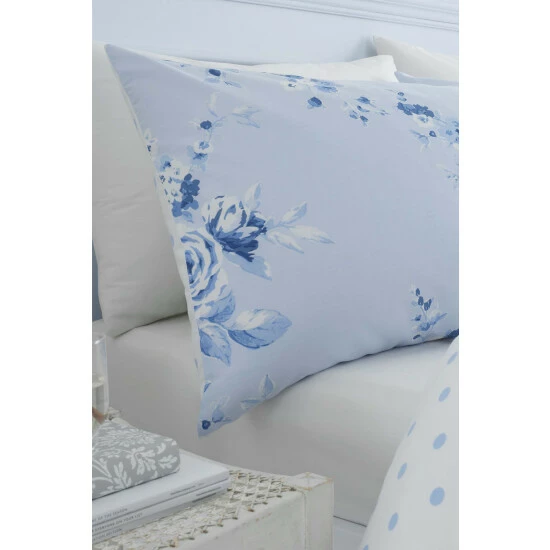 Catherine Lansfield Blue Canterbury Floral Duvet Cover And Pillowcase Set 4 Catherine Lansfield Blue Canterbury Floral Duvet Cover And Pillowcase Set - Image 4