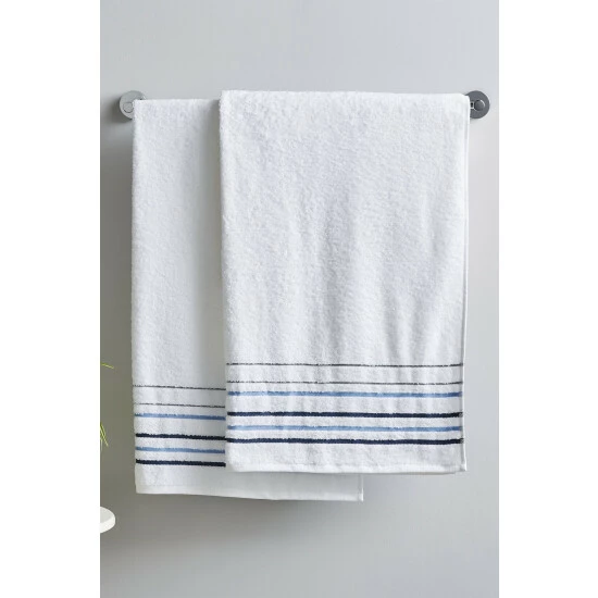 Catherine Lansfield Set Of 2 White Towels 1 Catherine Lansfield Set Of 2 White Towels