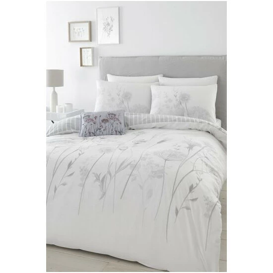 Catherine Lansfield Pink/Grey Meadowsweet Duvet Cover And Pillowcase Set 5 Catherine Lansfield Pink/Grey Meadowsweet Duvet Cover And Pillowcase Set - Image 5