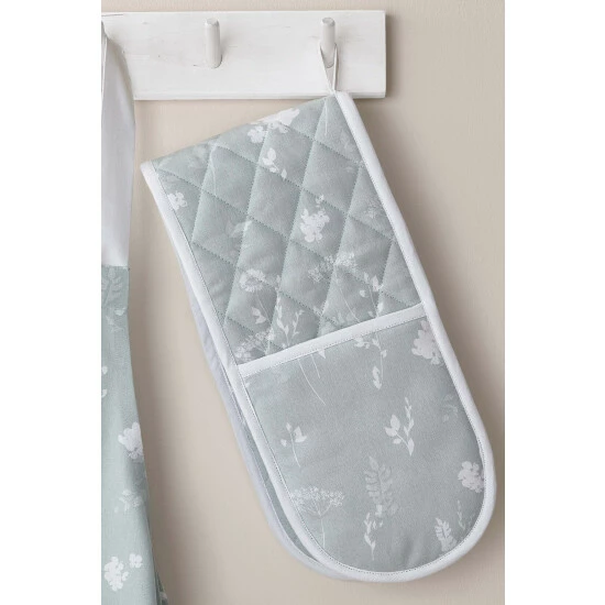 Catherine Lansfield Green Meadowsweet Floral Double Oven Glove 1 Catherine Lansfield Green Meadowsweet Floral Double Oven Glove