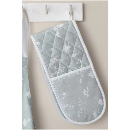 Catherine Lansfield Green Meadowsweet Floral Double Oven Glove 4 Catherine Lansfield Green Meadowsweet Floral Double Oven Glove - Image 4