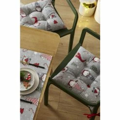 Catherine Lansfield Set Of 2 Red Christmas Gnomes Cotton Seat Pads