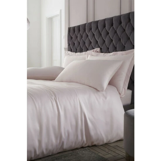 unnamed-file-620.jpg Catherine Lansfield Blush Pink Silky Soft Satin Duvet Cover And Pillowcase Set -Catherine Lansfield Shop unnamed file 620