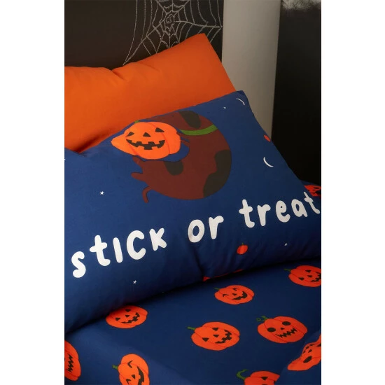 Catherine Lansfield Blue Halloween Dogs Glow In The Dark Duvet Cover And Pillowcase Set 2 Catherine Lansfield Blue Halloween Dogs Glow In The Dark Duvet Cover And Pillowcase Set - Image 2