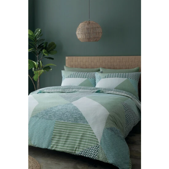 unnamed-file-70.jpg Catherine Lansfield Pink Larsson Geo Duvet Cover And Pillowcase Set -Catherine Lansfield Shop unnamed file 70