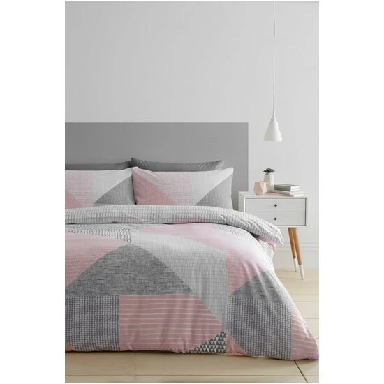unnamed-file-74.jpg Catherine Lansfield Pink Larsson Geo Duvet Cover And Pillowcase Set -Catherine Lansfield Shop unnamed file 74