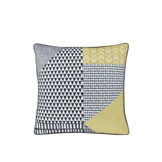 unnamed-file-793.jpg Catherine Lansfield Blush Pink Larsson Geo Cushion -Catherine Lansfield Shop unnamed file 793