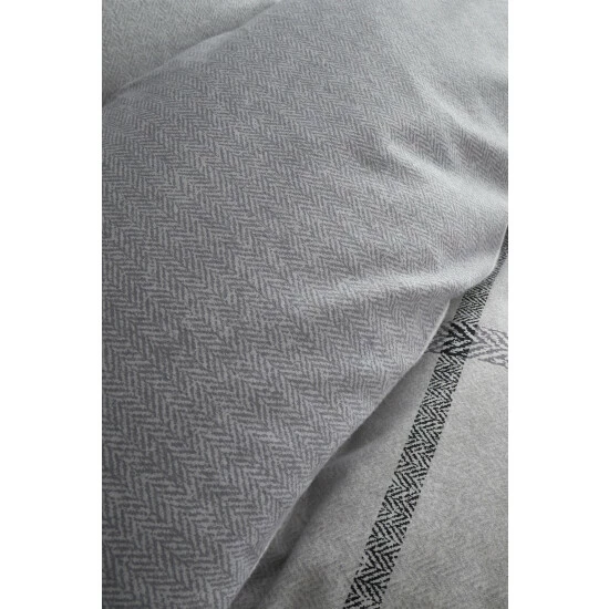 Catherine Lansfield Grey Berwick Tweed Brushed Cotton Duvet Cover And Pillowcase Set 4 Catherine Lansfield Grey Berwick Tweed Brushed Cotton Duvet Cover And Pillowcase Set - Image 4